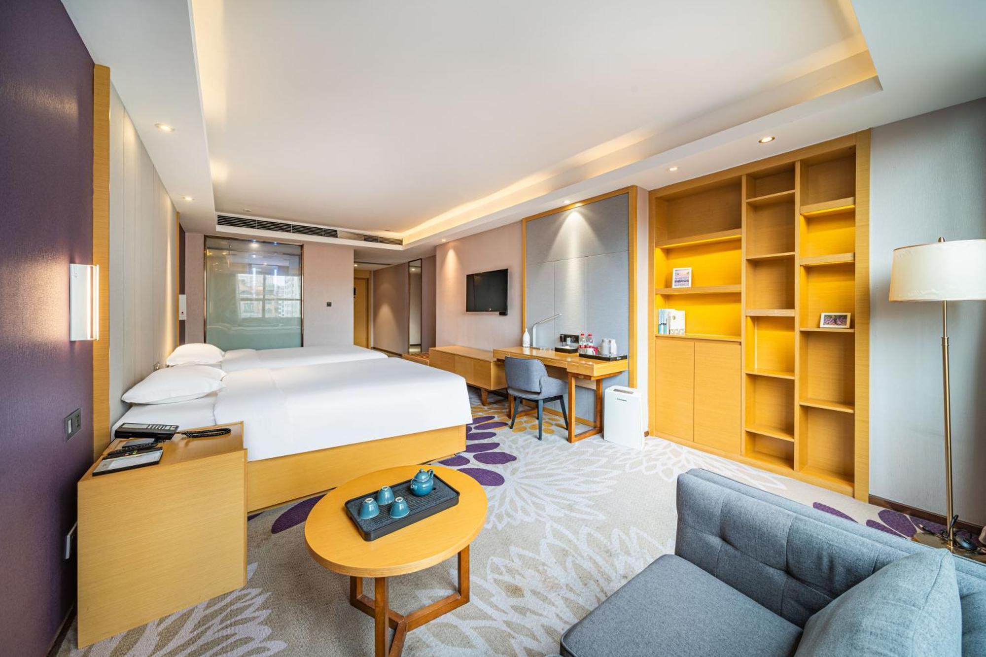 Echarm International Hotel Guangzhou Baiyun International Airport Huadu Plaza Branch - Free Deliver Service To Guangzhou Baiyun International Airport & Free Deliver Service To Canton Fair Complex During Canton Fair Period Exterior foto