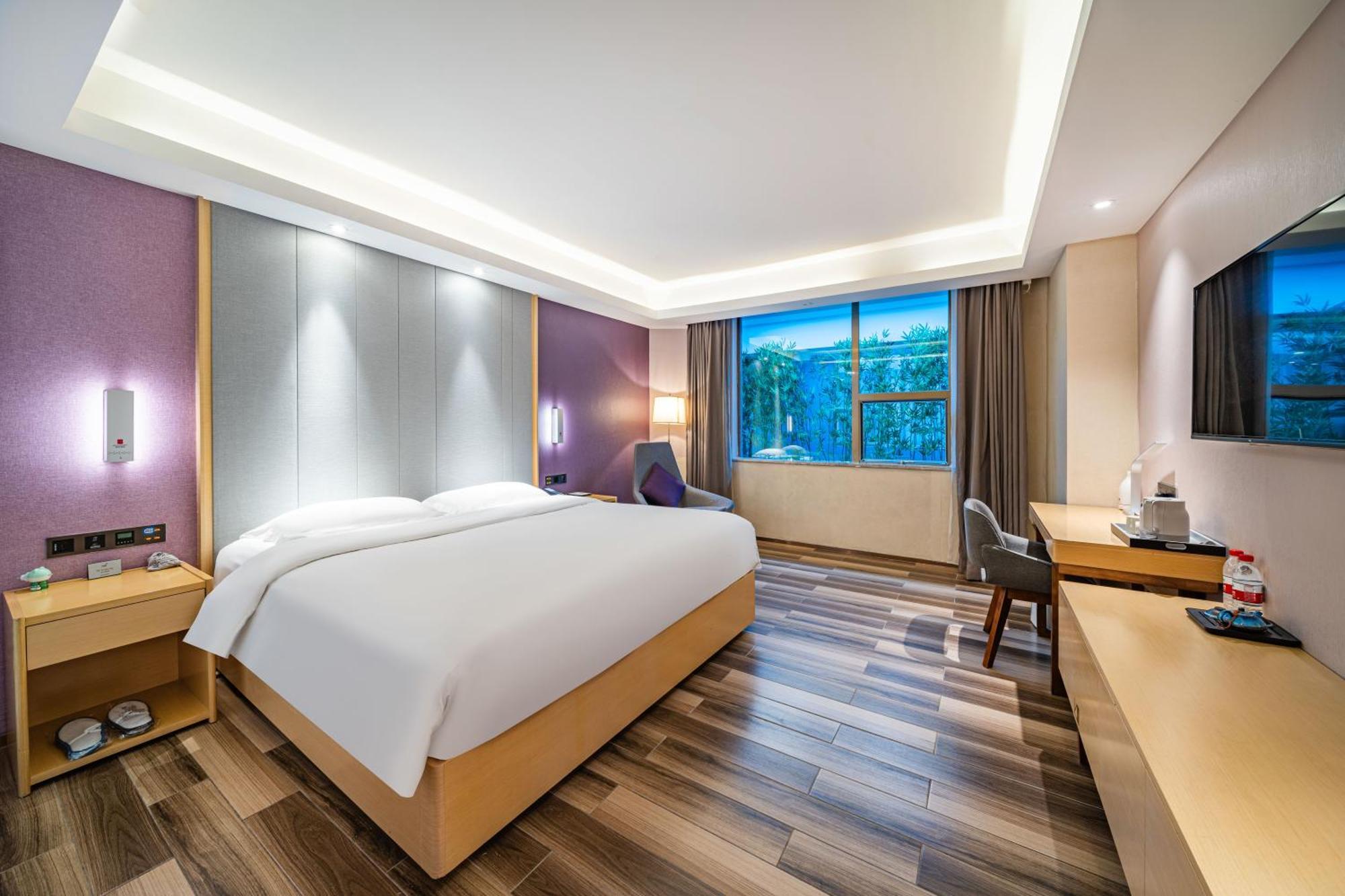 Echarm International Hotel Guangzhou Baiyun International Airport Huadu Plaza Branch - Free Deliver Service To Guangzhou Baiyun International Airport & Free Deliver Service To Canton Fair Complex During Canton Fair Period Exterior foto